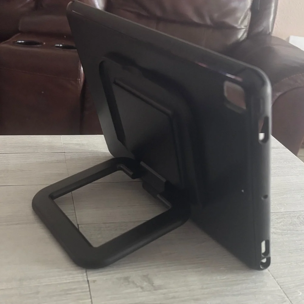 Black 10.2 Tablet Case with Integrated Stand New in Box